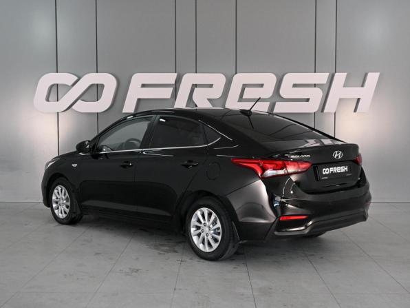 Hyundai Solaris II с пробегом 2018 года, цена 1 459 000 рублей, 141070 км, седан, Автокод Объявления