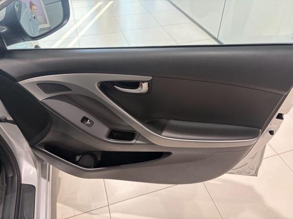 Hyundai Elantra V (MD) Рестайлинг с пробегом 2013 года, цена 1 299 000 рублей, 81900 км, седан, Автокод Объявления