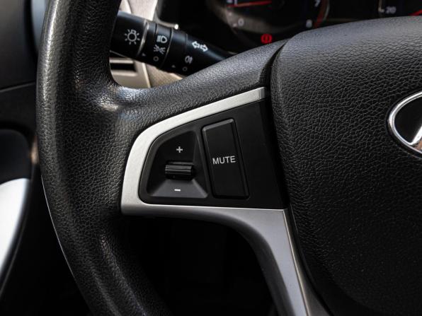 Hyundai Solaris I Рестайлинг с пробегом 2016 года, цена 1 190 000 рублей, 159165 км, седан, Автокод Объявления