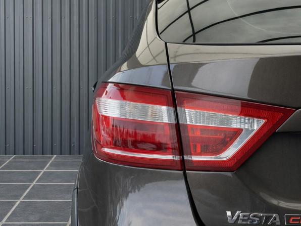 Lada (ВАЗ) Vesta I с пробегом 2019 года, цена 977 000 рублей, 120421 км, универсал, Автокод Объявления