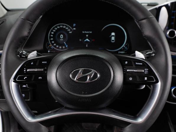 Hyundai Sonata VIII (DN8) с пробегом 2021 года, цена 2 350 000 рублей, 214201 км, седан, Автокод Объявления