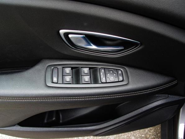 Renault Scenic IV с пробегом 2020 года, цена 1 990 000 рублей, 90690 км, компактвэн, Автокод Объявления