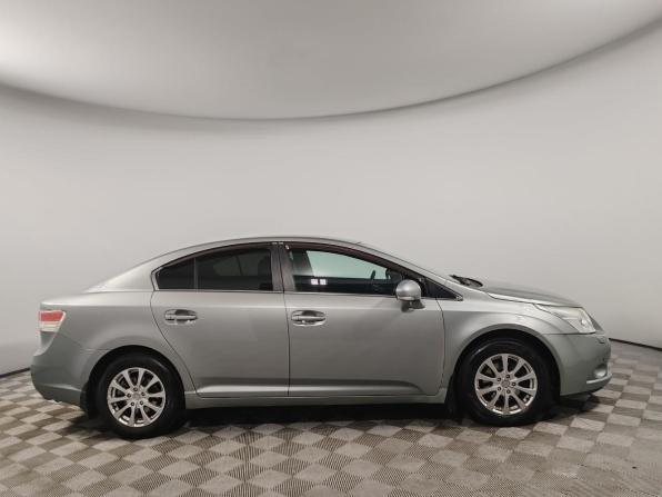 Toyota Avensis III с пробегом 2009 года, цена 875 000 рублей, 285972 км, седан, Автокод Объявления