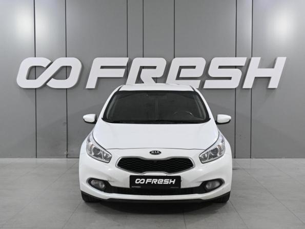 Kia Ceed II с пробегом 2015 года, цена 1 339 000 рублей, 141916 км, хэтчбек, Автокод Объявления
