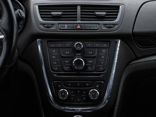 Opel Mokka I с пробегом 2014 года, цена 1 050 000 рублей, 157997 км, внедорожник, Автокод Объявления