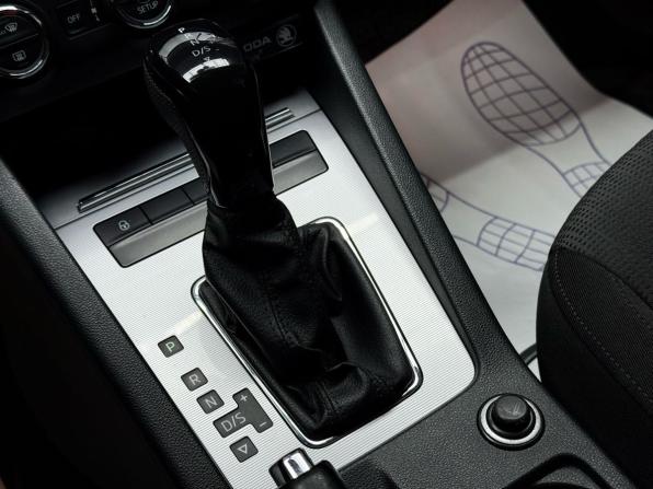 Skoda Octavia III (A7) с пробегом 2014 года, цена 1 599 000 рублей, 133278 км, лифтбек, Автокод Объявления