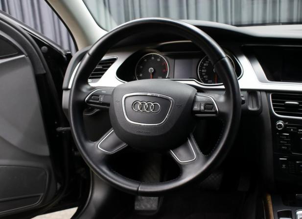 Audi A4 IV (B8) Рестайлинг с пробегом 2015 года, цена 1 298 000 рублей, 181965 км, седан, Автокод Объявления