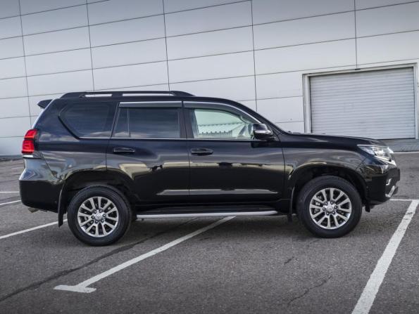 Toyota Land Cruiser Prado 150 Series Рестайлинг 2 с пробегом 2018 года, цена 4 735 000 рублей, 125000 км, внедорожник, Автокод Объявления