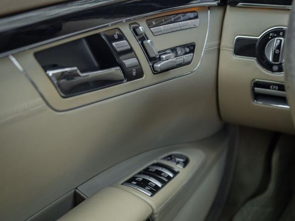 Mercedes-Benz S-Класс V (W221) Рестайлинг с пробегом 2012 года, цена 2 085 000 рублей, 221498 км, седан, Автокод Объявления