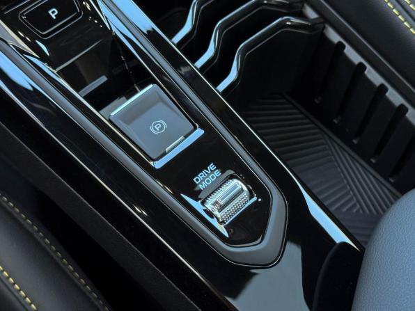 Geely Binyue L с пробегом 2025 года, цена 2 750 000 рублей, 20 км, внедорожник, Автокод Объявления