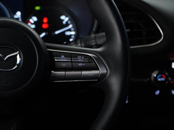 Mazda 3 IV (BP) с пробегом 2019 года, цена 2 277 077 рублей, 24750 км, хэтчбек, Автокод Объявления