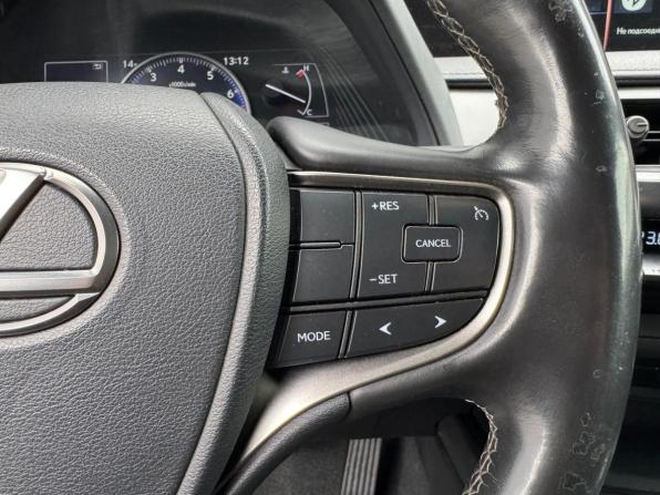 Lexus UX I с пробегом 2019 года, цена 2 600 000 рублей, 148402 км, внедорожник, Автокод Объявления