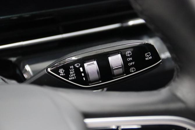 Omoda C5 I с пробегом 2024 года, цена 1 855 850 рублей, 17652 км, внедорожник, Автокод Объявления