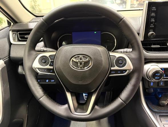 Toyota RAV4 V (XA50) с пробегом 2020 года, цена 3 650 000 рублей, 132300 км, внедорожник, Автокод Объявления