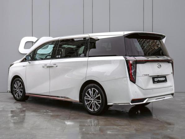 GAC M8 с пробегом 2024 года, цена 4 690 000 рублей, 891 км, минивэн, Автокод Объявления