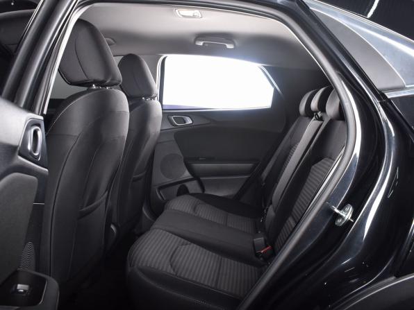 Kia XCeed I с пробегом 2021 года, цена 1 999 999 рублей, 102931 км, хэтчбек, Автокод Объявления