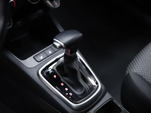 Kia Rio IV Рестайлинг с пробегом 2021 года, цена 1 650 000 рублей, 88513 км, хэтчбек, Автокод Объявления