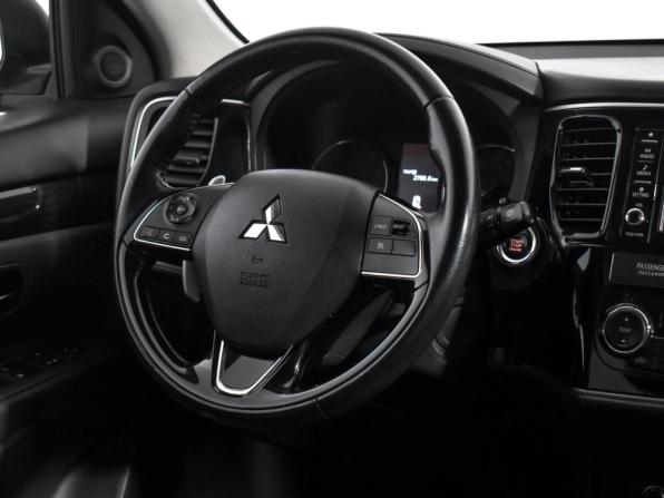 Mitsubishi Outlander III Рестайлинг 2 с пробегом 2017 года, цена 1 690 000 рублей, 194000 км, внедорожник, Автокод Объявления
