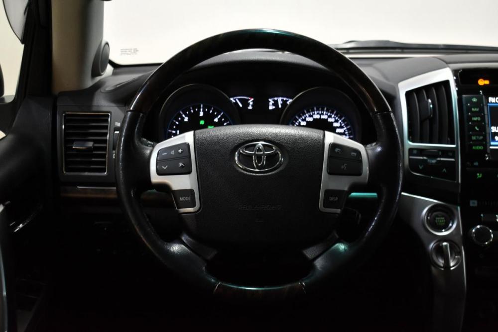 Toyota Land Cruiser 200 Series Рестайлинг 1 Сургут  - изображение 26