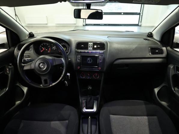 Volkswagen Polo V с пробегом 2015 года, цена 765 000 рублей, 184230 км, седан, Автокод Объявления
