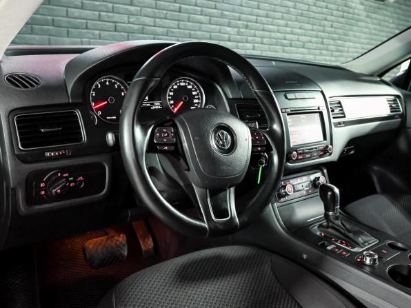 Volkswagen Touareg II с пробегом 2011 года, цена 1 620 000 рублей, 264190 км, внедорожник, Автокод Объявления