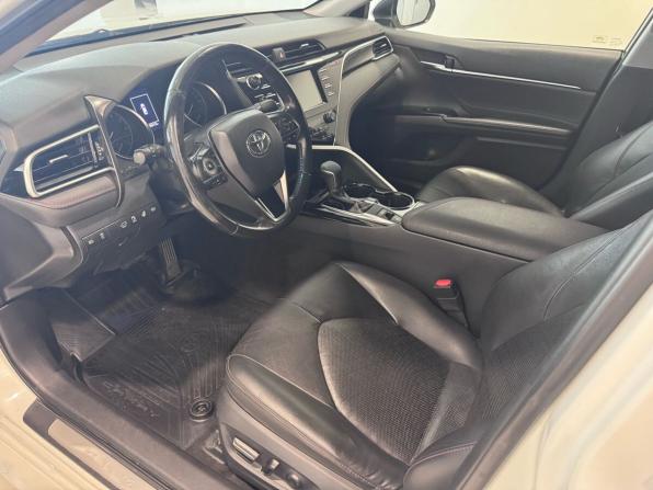 Toyota Camry VIII (XV70) с пробегом 2020 года, цена 2 860 000 рублей, 198000 км, седан, Автокод Объявления