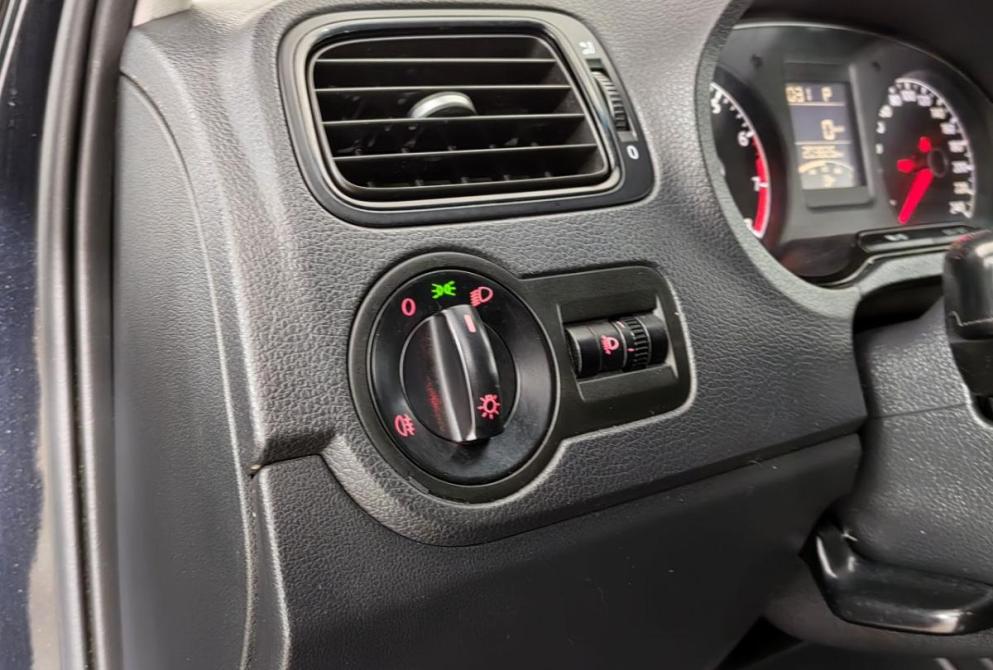 Volkswagen Polo V Рестайлинг Волгоград  - изображение 19