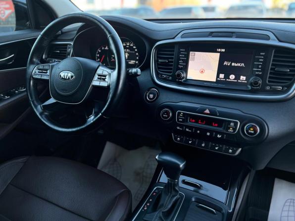 Kia Sorento III Prime Рестайлинг с пробегом 2018 года, цена 2 800 000 рублей, 147500 км, внедорожник, Автокод Объявления