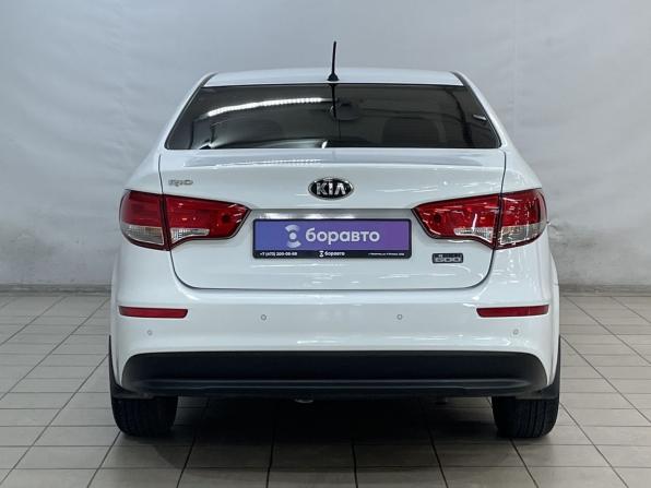Kia Rio III Рестайлинг с пробегом 2016 года, цена 1 159 000 рублей, 98847 км, седан, Автокод Объявления