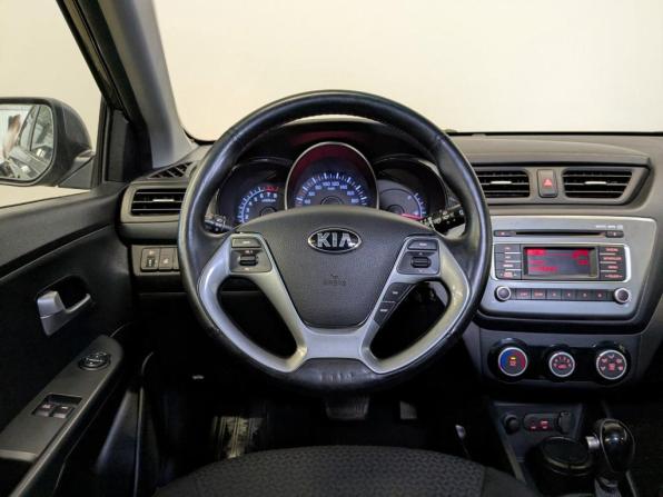Kia Rio III Рестайлинг с пробегом 2016 года, цена 1 275 000 рублей, 48944 км, хэтчбек, Автокод Объявления