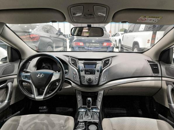 Hyundai i40 I Рестайлинг с пробегом 2015 года, цена 1 100 000 рублей, 220000 км, седан, Автокод Объявления