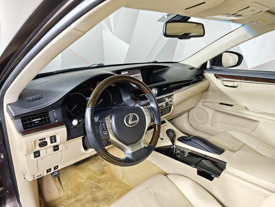 Lexus ES VI Москва  - изображение 19