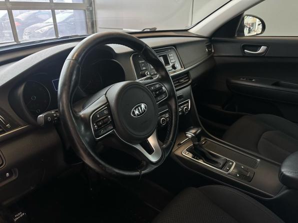 Kia Optima IV с пробегом 2017 года, цена 1 449 000 рублей, 129277 км, седан, Автокод Объявления
