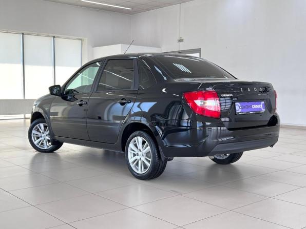 Lada (ВАЗ) Granta I Рестайлинг с пробегом 2024 года, цена 899 000 рублей, 31528 км, седан, Автокод Объявления