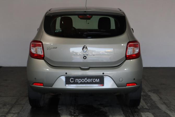 Renault Sandero II с пробегом 2016 года, цена 759 000 рублей, 133000 км, хэтчбек, Автокод Объявления