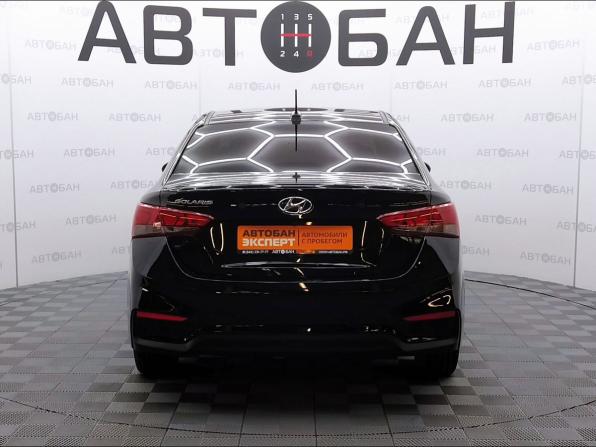 Hyundai Solaris II с пробегом 2018 года, цена 1 229 000 рублей, 158371 км, седан, Автокод Объявления