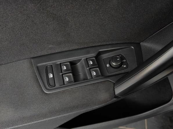 Volkswagen Tiguan II с пробегом 2018 года, цена 2 599 000 рублей, 135363 км, внедорожник, Автокод Объявления