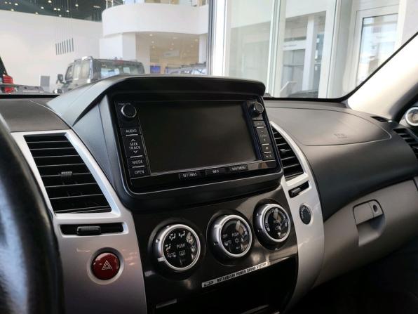 Mitsubishi Pajero Sport II с пробегом 2013 года, цена 1 399 000 рублей, 267676 км, внедорожник, Автокод Объявления