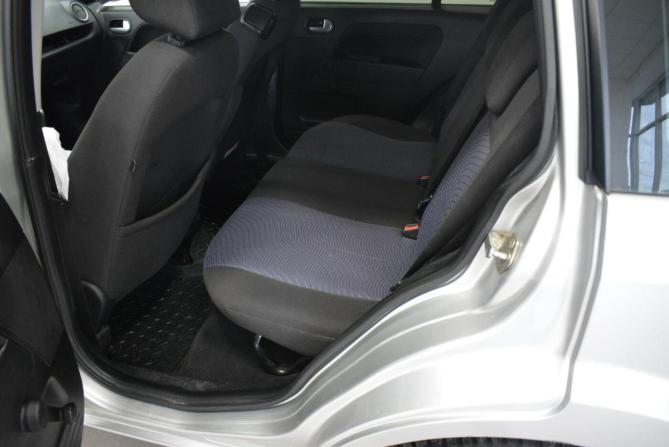 Ford Fusion I Рестайлинг с пробегом 2006 года, цена 399 000 рублей, 140000 км, хэтчбек, Автокод Объявления