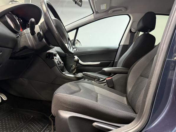 Peugeot 408 I с пробегом 2016 года, цена 715 000 рублей, 107000 км, седан, Автокод Объявления
