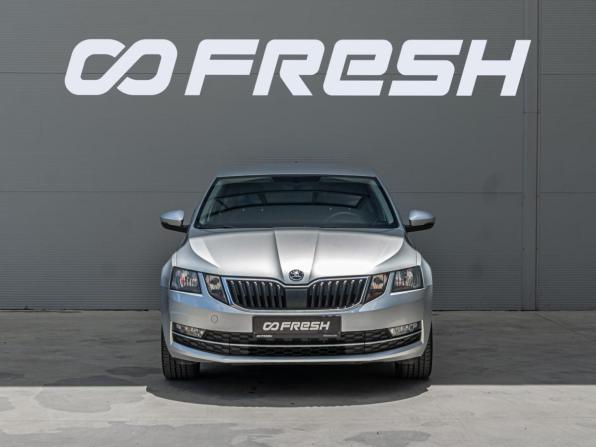 Skoda Octavia III (A7) Рестайлинг с пробегом 2018 года, цена 1 805 000 рублей, 124098 км, лифтбек, Автокод Объявления
