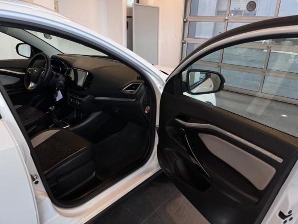 Lada (ВАЗ) Vesta I с пробегом 2021 года, цена 1 480 000 рублей, 58399 км, универсал, Автокод Объявления