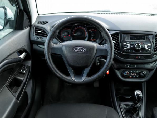 Lada (ВАЗ) Vesta I с пробегом 2021 года, цена 999 000 рублей, 68500 км, седан, Автокод Объявления