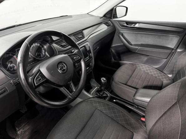 Skoda Rapid I Рестайлинг с пробегом 2019 года, цена 1 097 860 рублей, 107985 км, лифтбек, Автокод Объявления