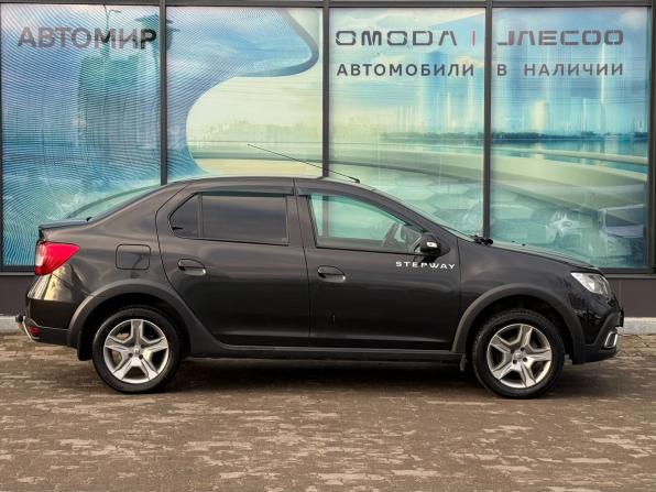 Renault Logan II Рестайлинг с пробегом 2019 года, цена 870 000 рублей, 203554 км, седан, Автокод Объявления