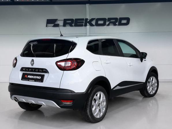 Renault Kaptur I с пробегом 2017 года, цена 1 329 000 рублей, 119635 км, внедорожник, Автокод Объявления