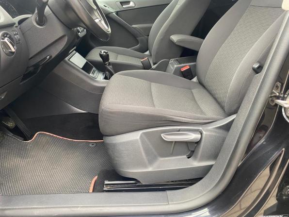 Volkswagen Tiguan I Рестайлинг с пробегом 2012 года, цена 650 000 рублей, 242000 км, внедорожник, Автокод Объявления