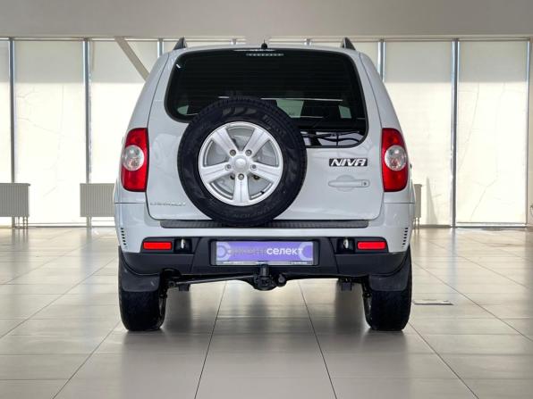 Chevrolet Niva I Рестайлинг с пробегом 2016 года, цена 835 000 рублей, 112977 км, внедорожник, Автокод Объявления
