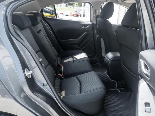 Mazda 3 III (BM) с пробегом 2014 года, цена 1 098 000 рублей, 165883 км, седан, Автокод Объявления