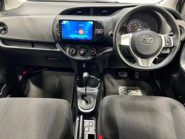 Toyota Vitz III (XP130) Рестайлинг с пробегом 2016 года, цена 855 000 рублей, 162000 км, хэтчбек, Автокод Объявления